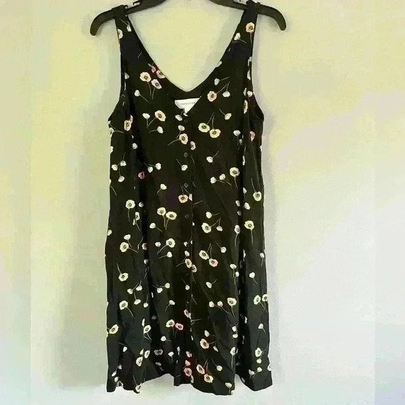 PopSugar Poppy Floral button down dress size M - Picture 2 of 10